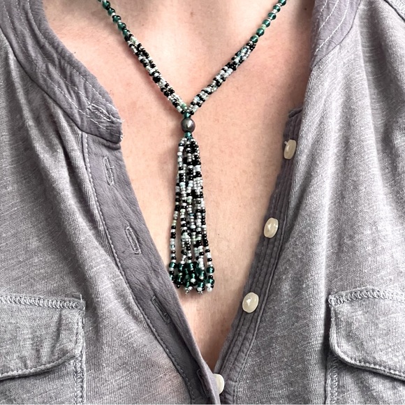 Mini Green Beaded Tassel Necklace - Picture 1 of 4